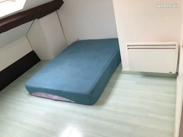 Sous location chambre chambre 400