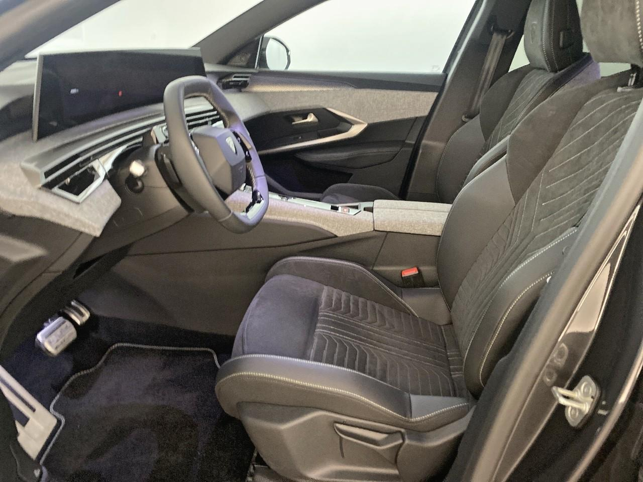 Peugeot 5008 hybrid 145 ch e-dcs6 gt — photo 9