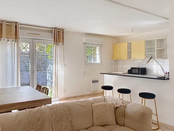 Maison meublée 4 pièces avec jardin et garage - Secteur Parc Bourran / Mondésir