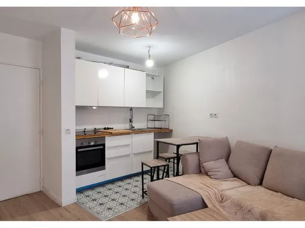 2 pièces de 43m² à Cergy-le-Haut avec une place de parking et une cave
