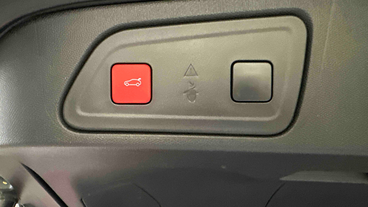 Citroen C5 Aircross Hybride 136 e-DCS6 — photo 25