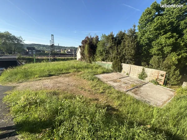 Terrain 572 m²