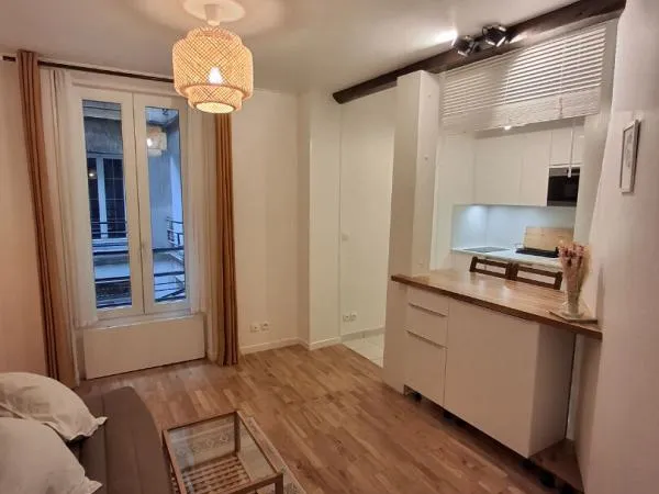Appartement Paris 1 pièce(s) 17 m2