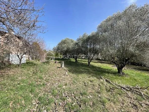 Terrain 863 m²