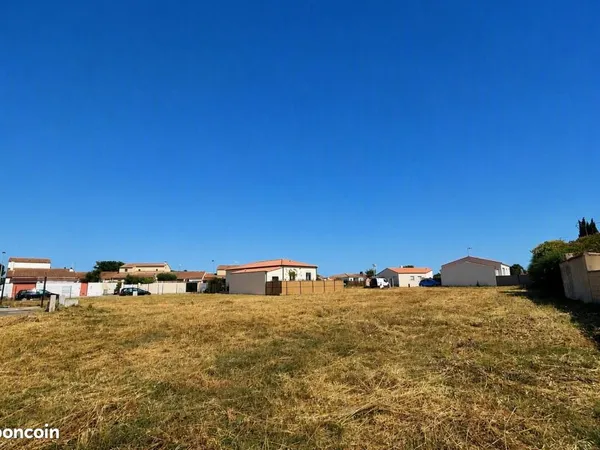 Terrain 300 m² Lunel