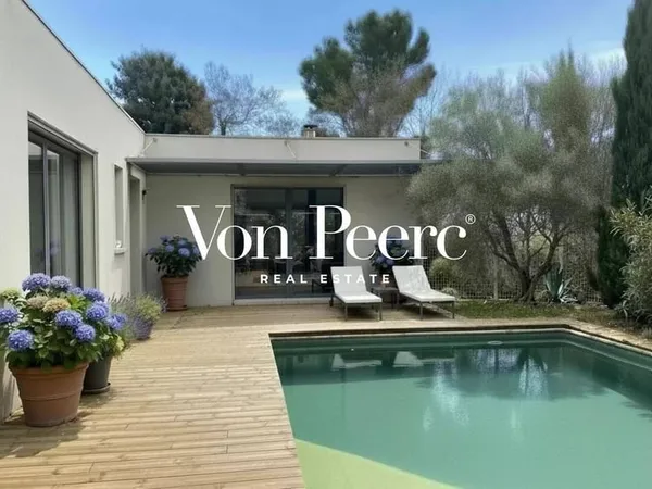 Maison 9 pièces 180 m²