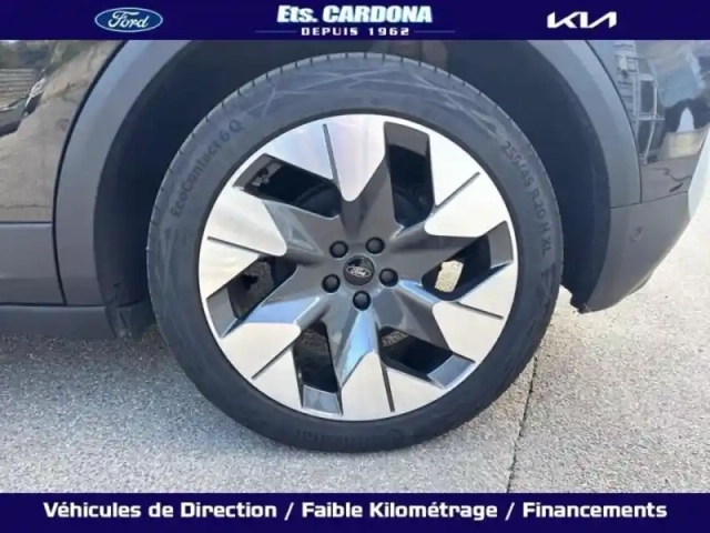 Ford Explorer 286ch extended range 77kwh pack premium rwd — photo 8