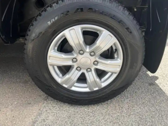 Ford Ranger 2.0 tdci 213ch super cab limited — photo 9