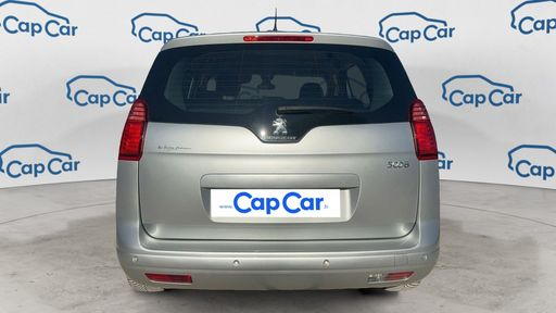 Peugeot 5008 1.6 HDi 115 - Active 7pl – 2014 – 109754 km – Diesel – Boîte Manuelle — photo 6