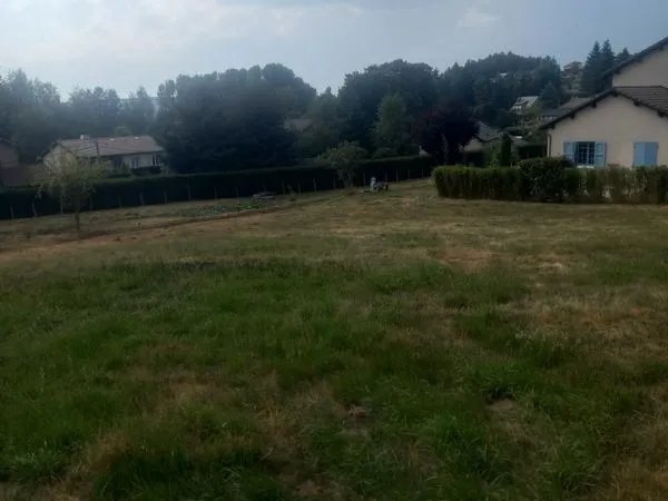 Vend terrain à construire - 1500m2 - Tence