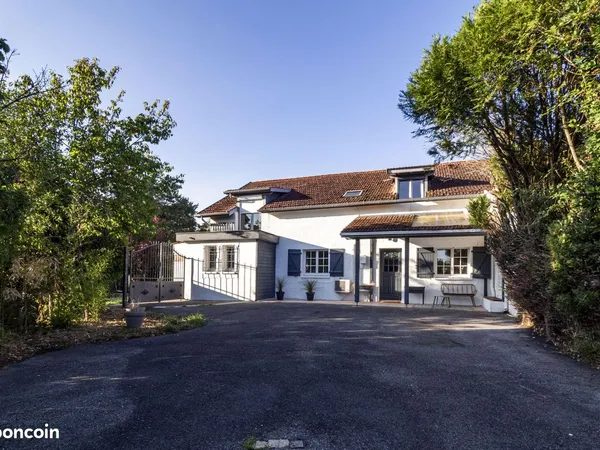 Maison familiale | Jardin arboré piscine terrasse | Anglet Est