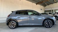 Peugeot 208 1.2 Hybrid 145ch GT e-DCS6 — photo 4