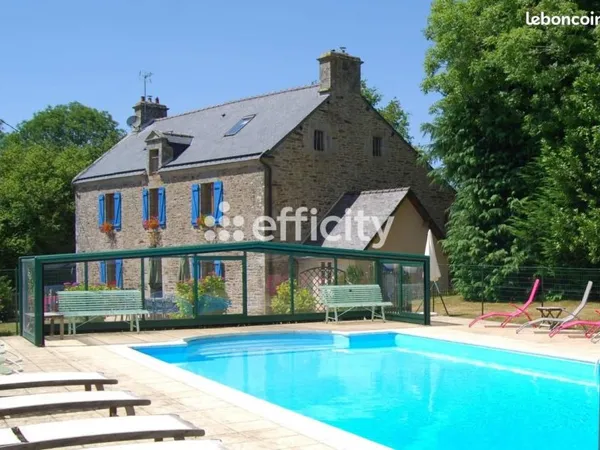 Maison 10 pièces 268 m²
