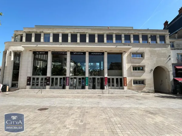 Local commercial 318 m²