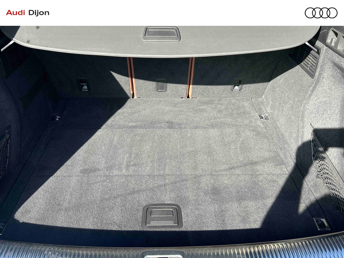 Audi Q5 40 TDI 204 S tronic 7 Quattro — photo 13