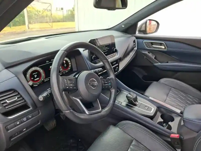 Nissan Qashqai mild hybrid 158 ch xtronic — photo 9