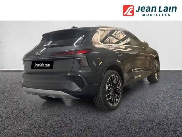 Audi Q3 e-hybrid 272 ch s tronic 6 — photo 5