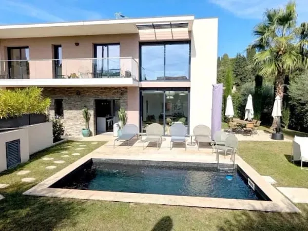 Maison 5 pièces 140 m²