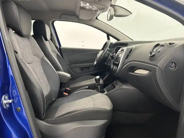 Renault Captur tce 130 fap — photo 23