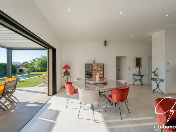 Villa 6 pièces 130 m²