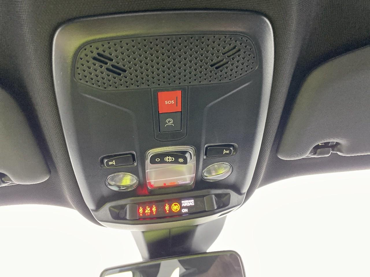 Peugeot 2008 hybrid 145 e-dcs6 style — photo 19