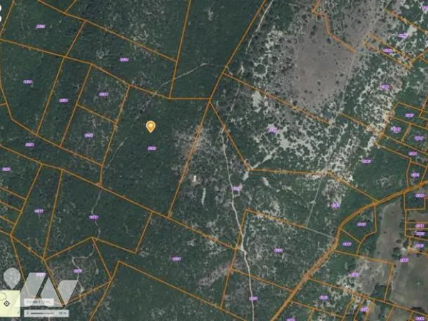 Terrain 41310 m²