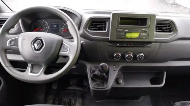 Renault Master fgn trac f3500 l3h3 blue dci 135 — photo 18