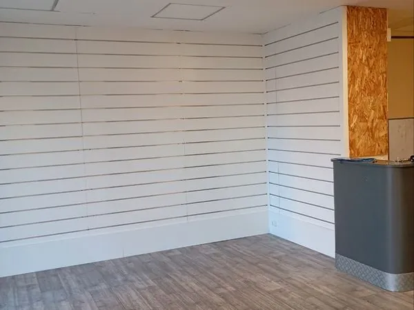 Commerce Location Millau 68m² 650€