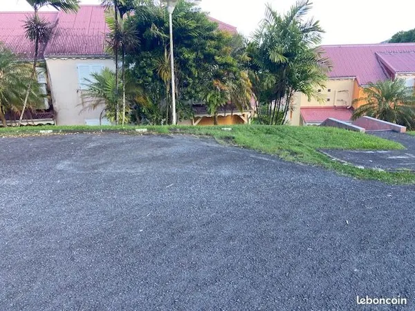 Duplex avec vue mer aux Sources de Dolé à Gourbeyre