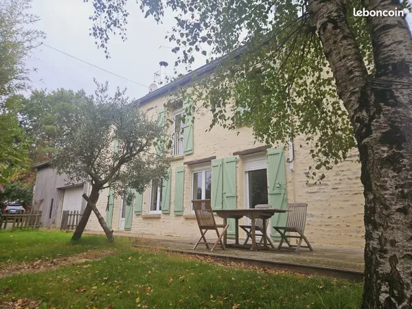 Maison 8 pièces 262 m²