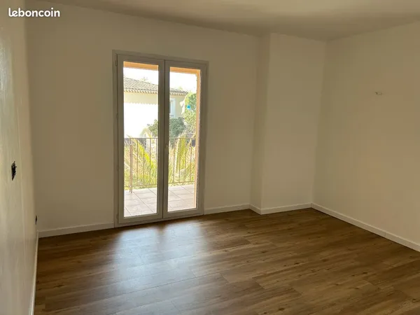 Bureaux 25m2 Toutes charges comprises
