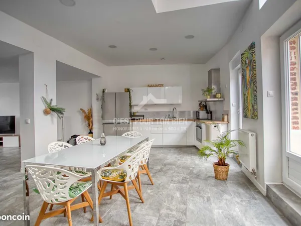 Maison 7 pièces 157 m²