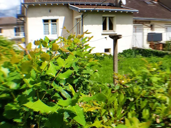 Maison de 95m² avec grand jardin, garage et cave
