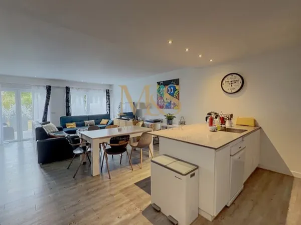 Maison T6 - Secteur recherché Clemenceau- Poincaré - 4 chamb