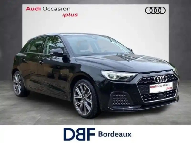 Audi A1 25 tfsi 95 ch s tronic 7 design — photo 6