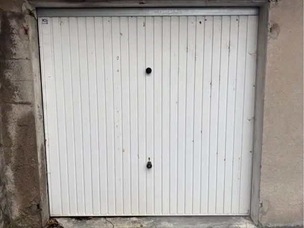 Garage à louer