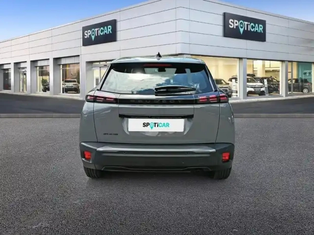 Peugeot 2008 puretech 100 s&amp;s bvm6 active — photo 4