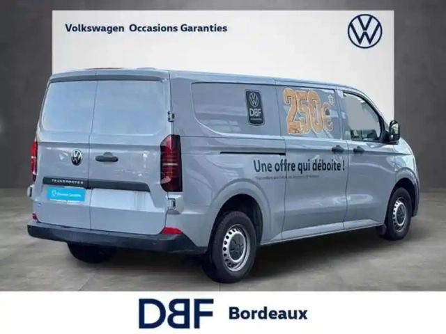 Volkswagen Transporter van tdi 150 ch bva8 l2 — photo 5