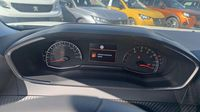 Peugeot 2008 1.2 PureTech 130ch S&S Allure — photo 15