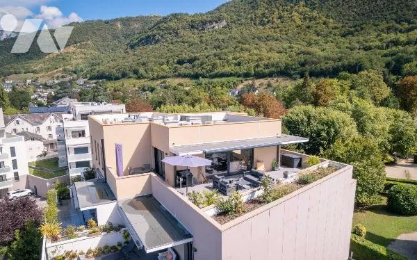 Appartement 4 pièces 113 m²