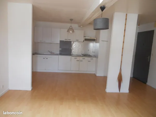 Appartement a louer duplex