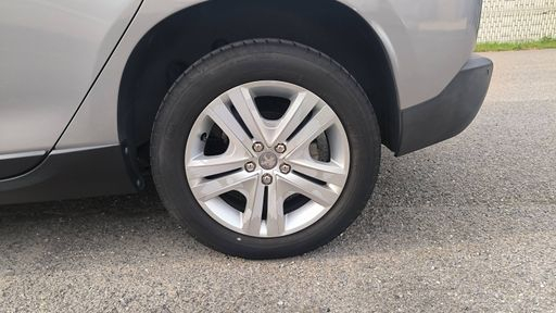 Peugeot 2008 1.2 Puretech 82 - Style – 2018 – 36718 km – Essence – Boîte Manuelle — photo 17