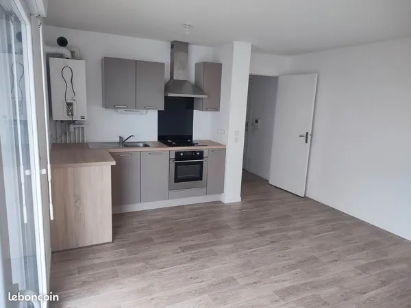 Appartement T2 calme - Résidence sécurisée et commodités à pied