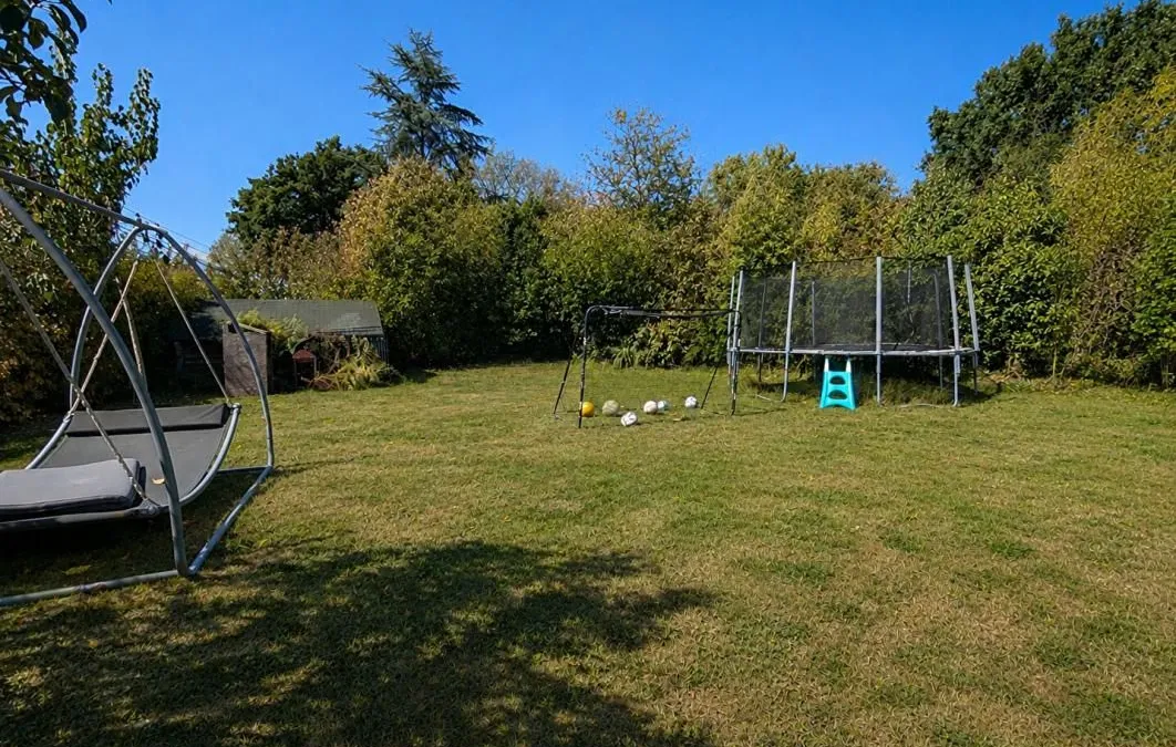 Photo 2
