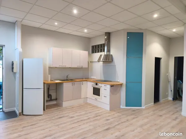 Appartement T2 de 48 M2 avec rez de jardin et place parking