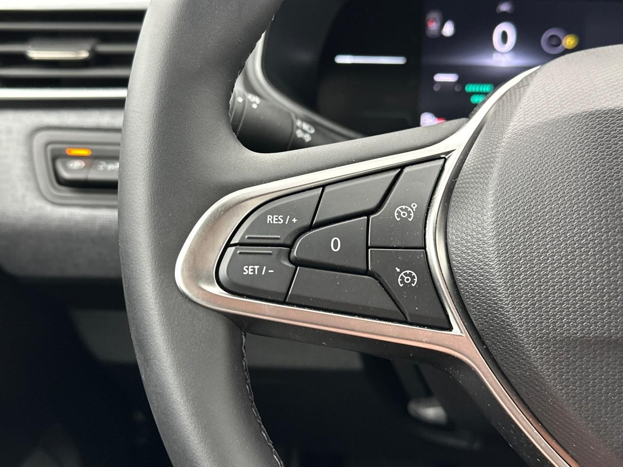 Renault Clio blue dci 100 ch gsr2 evolution — photo 20