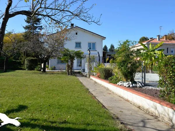 Maison 5 pièces 160 m²