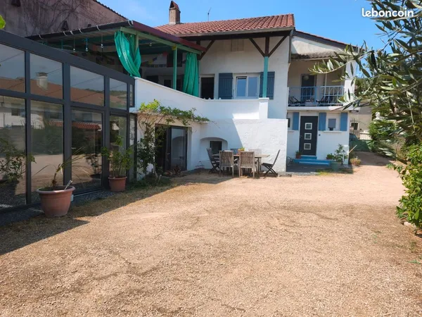 Maison avec 2 logements