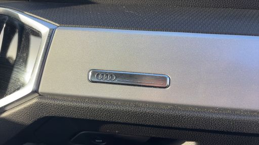 Audi Q3 2.0 TDI 150 S-Tronic 7 - Business Line – 2022 – 80028 km – Diesel – Boîte Automatique — photo 4