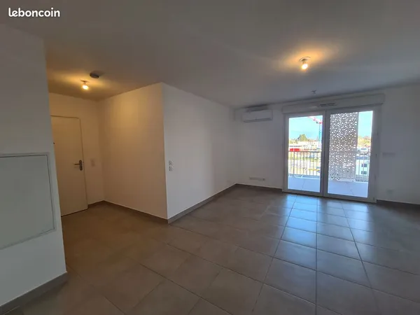 Studio 1 pièce 31 m²